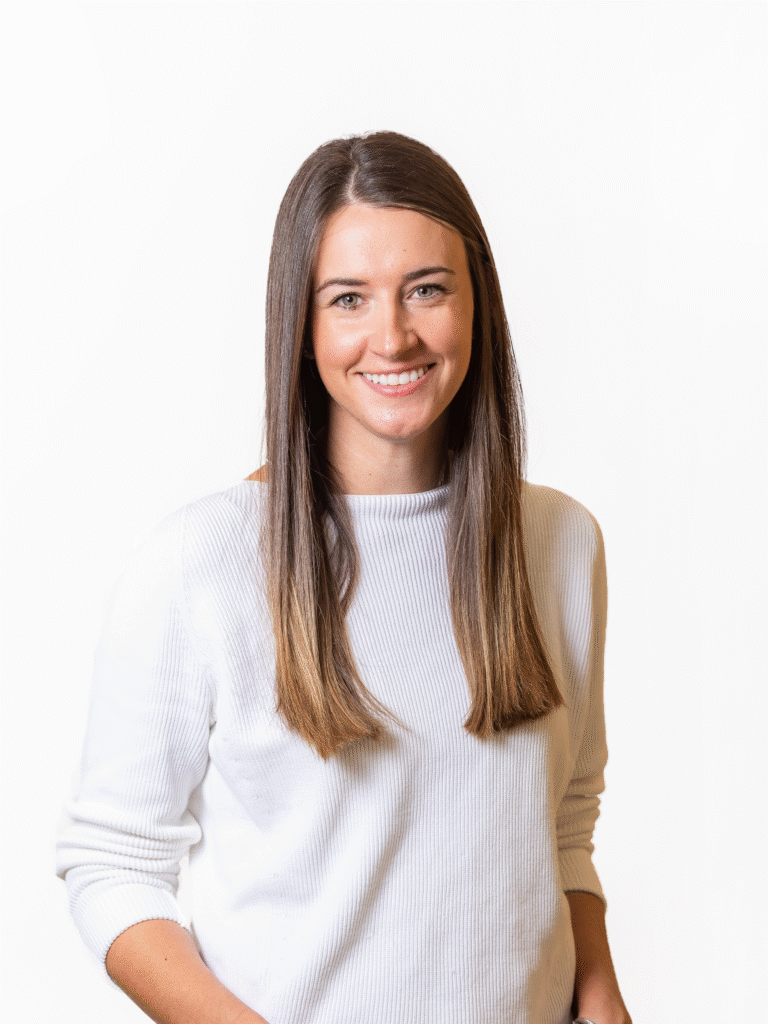Tara Stokes headshot