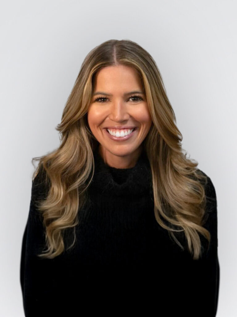 Cassie Pless headshot