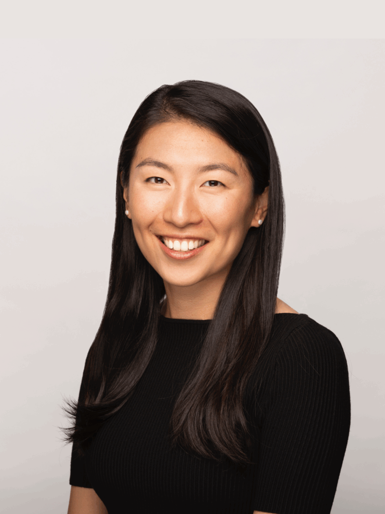 Leslie Zhang headshot